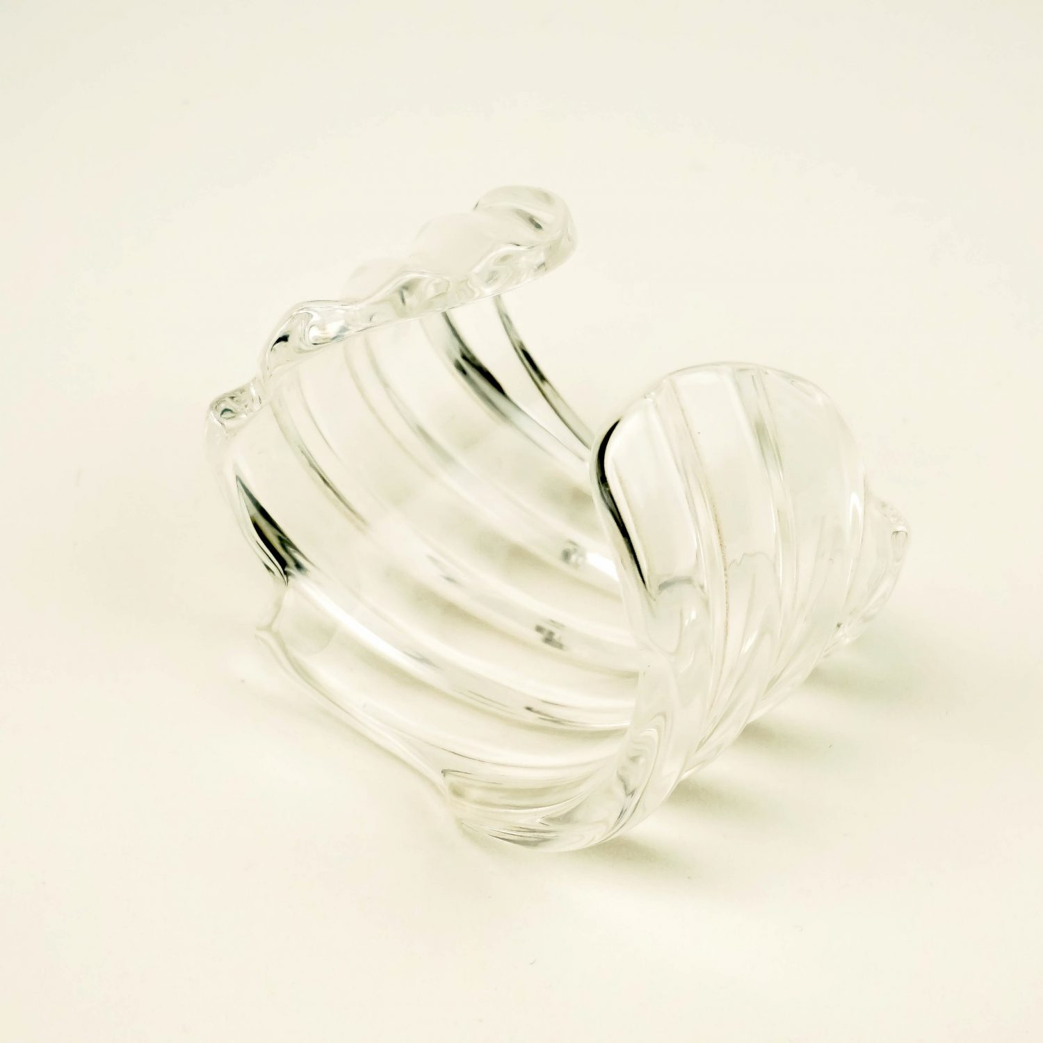 Wide transparent bangle/bracelet/ with waves buy exclusive online www.axelles-fashion.com